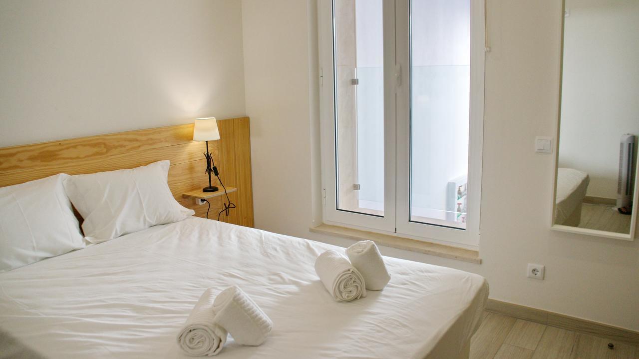 Albergue Topcity & *